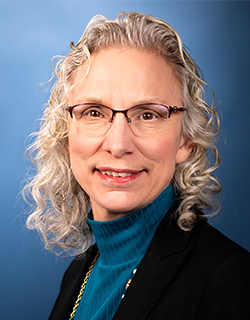batula-melissa-headshot.jpg
